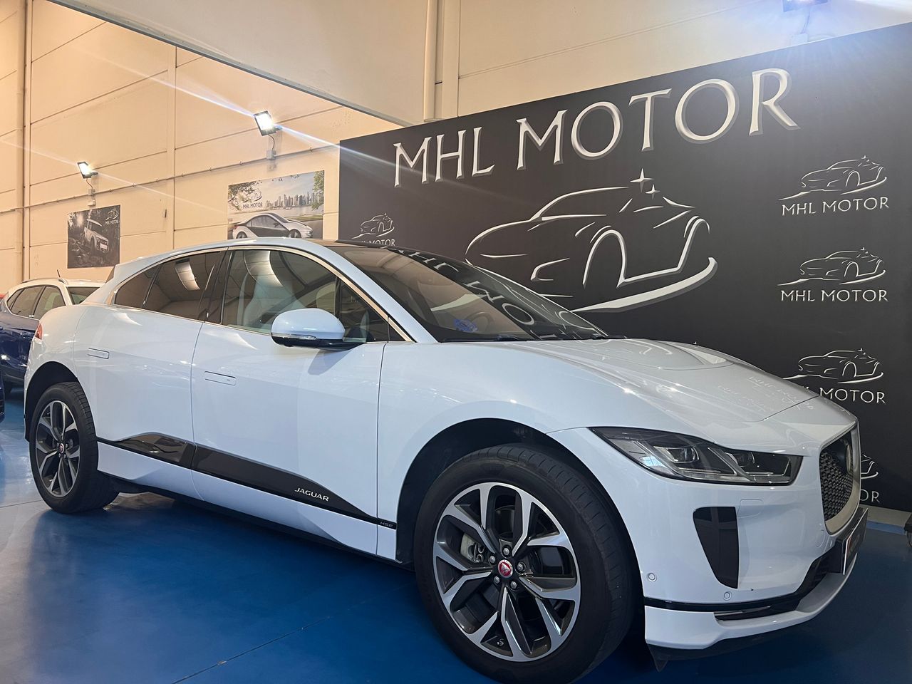 Autocaravana rapido  de segunda mano - jaguar i-pace 2019 /