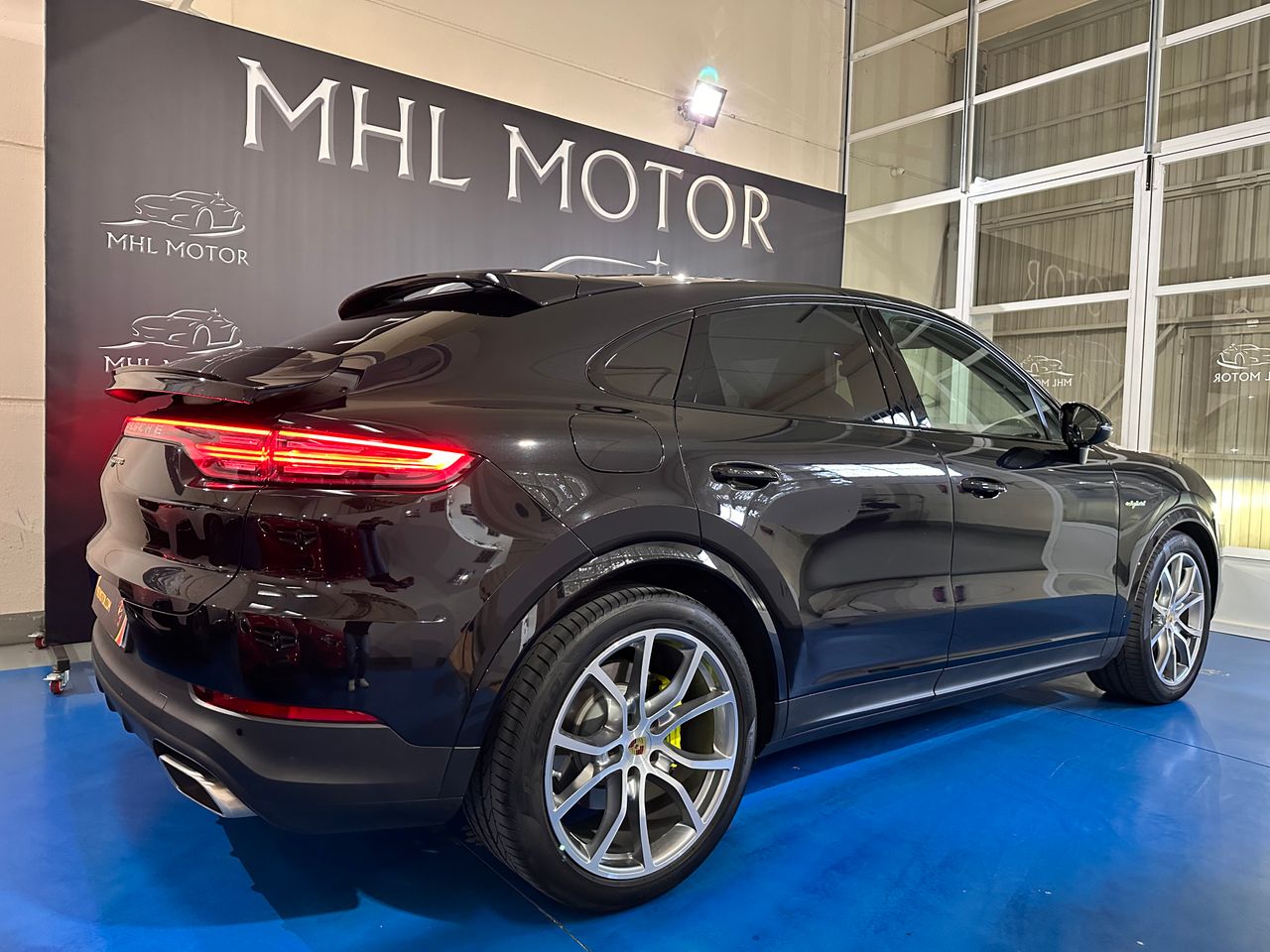porsche cayenne coupé 2020 / foto grande (2)