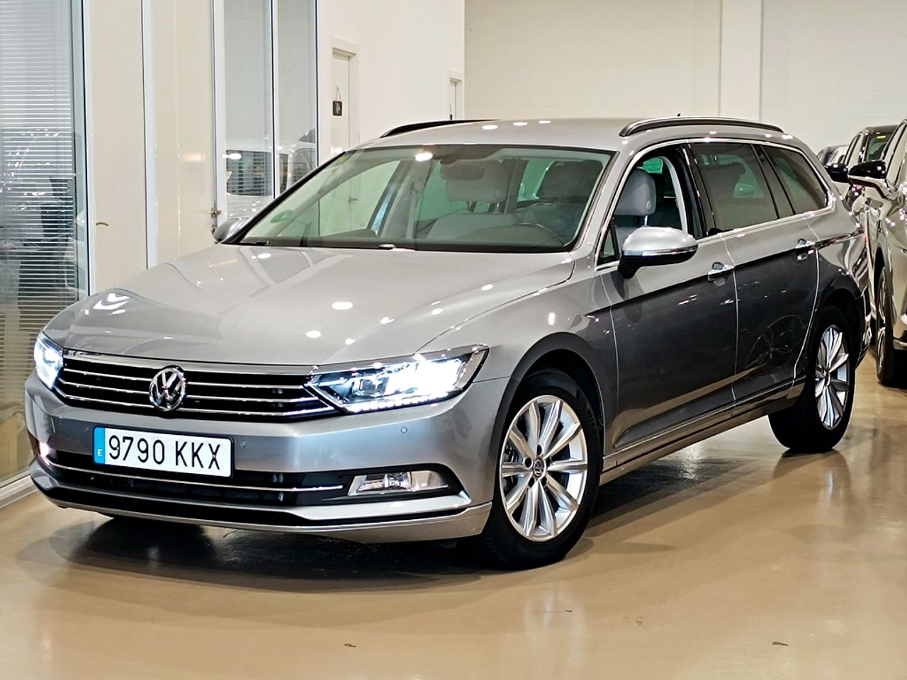 Foto volkswagen passat 2018 /