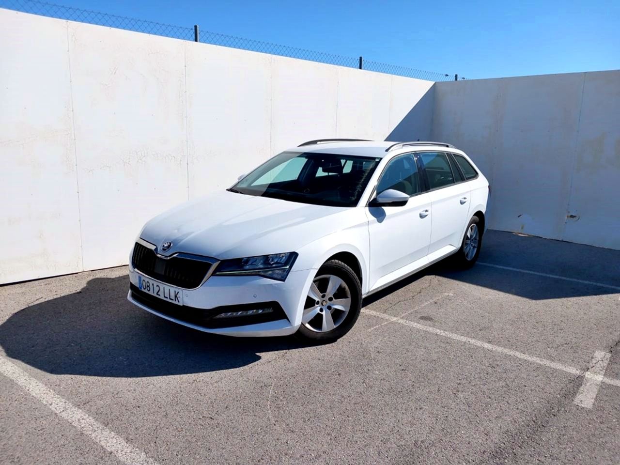 Foto skoda superb 2021 /
