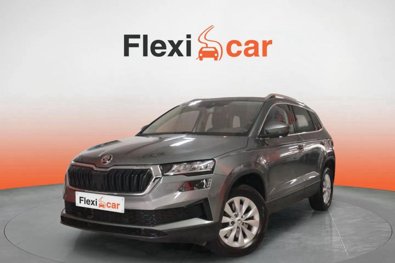 skoda karoq 1.5 tsi 110kw (150cv) dsg act ambition foto grande (2)