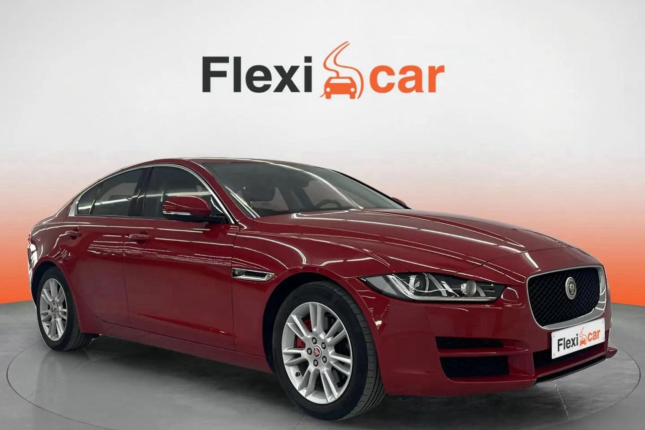 Foto jaguar xe 2.0 diesel 132kw pure auto awd