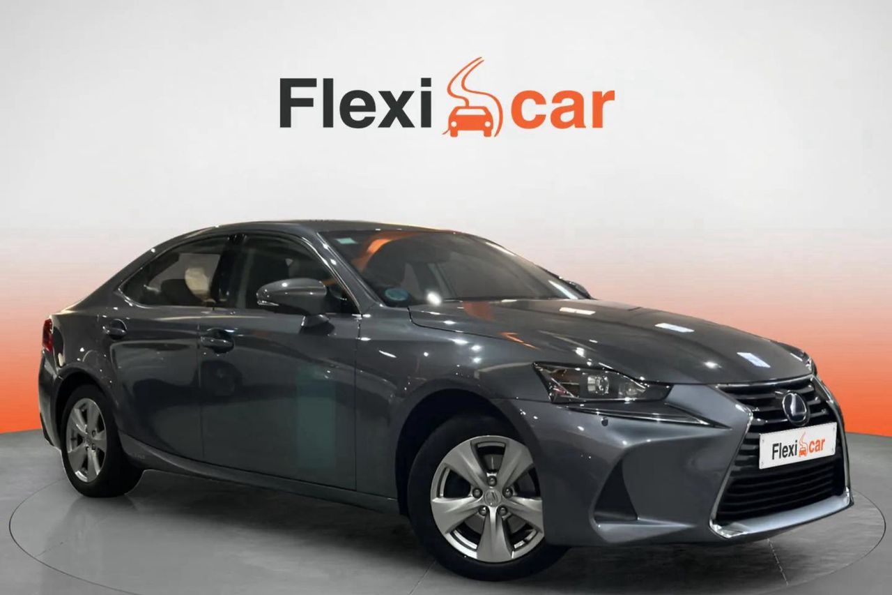Foto lexus is 2.5 300h business - 4p (2019)
