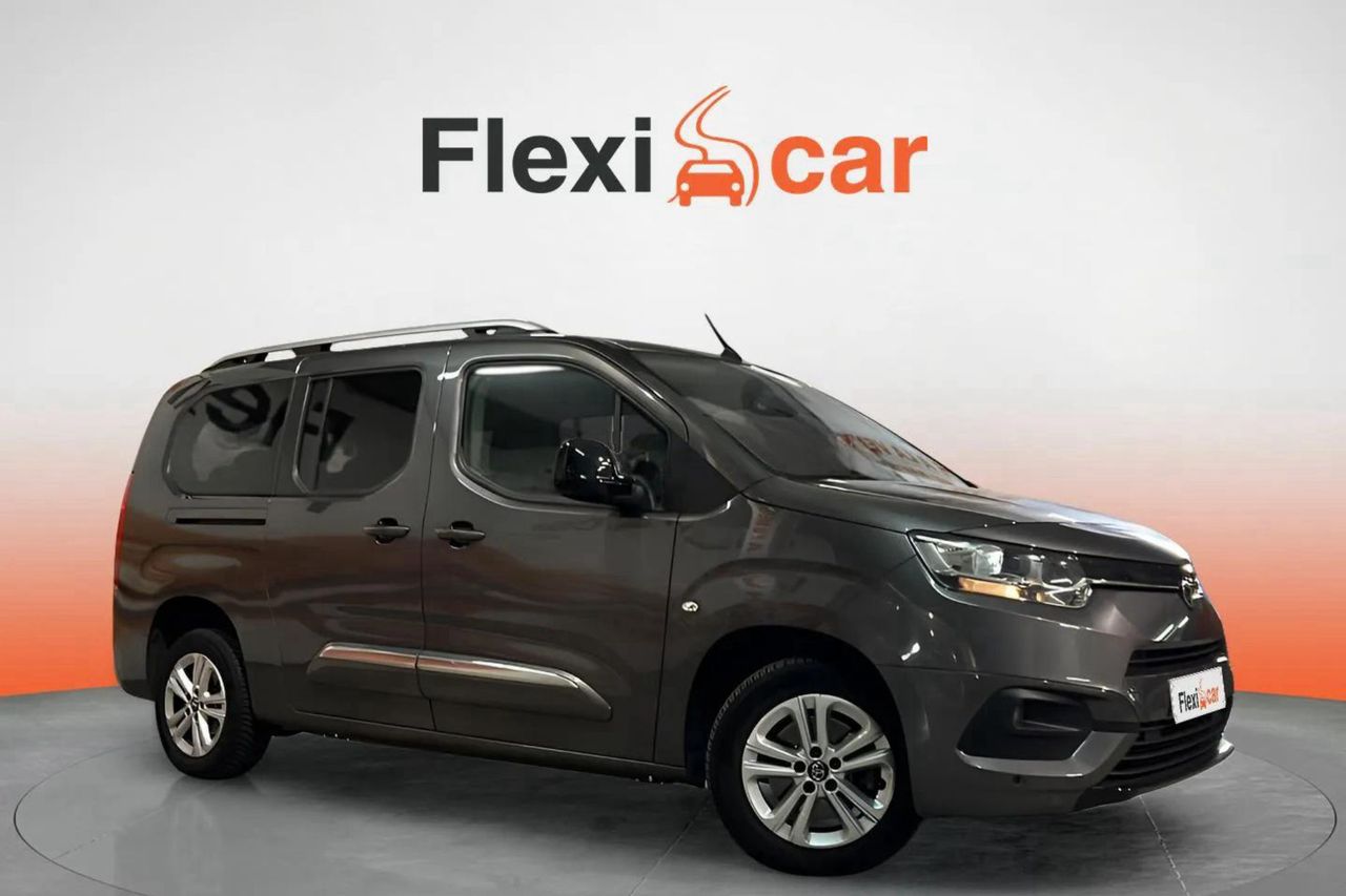 Foto toyota proace city verso 1.2 96kw (130cv) family active auto l1