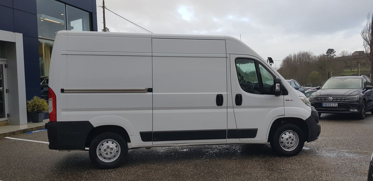 Fiat Ducato 33 2.3 MULTIJET FG MEDIO 96 KW 130 CV L2 H2  - Foto 2