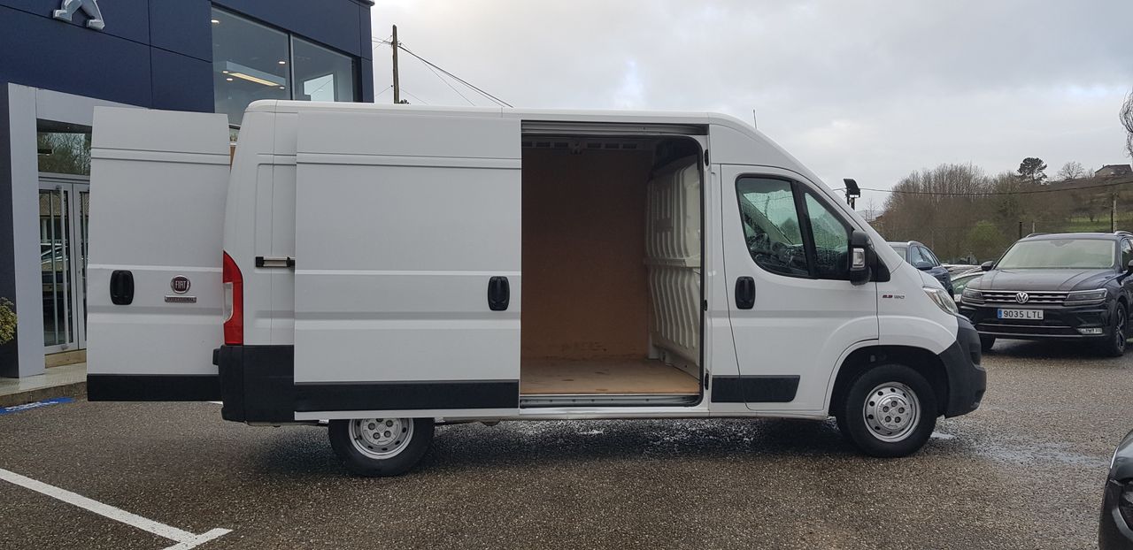 Fiat Ducato 35 2.3 MULTIJET FG MEDIO 96 KW 130 CV L2 H2  - Foto 2