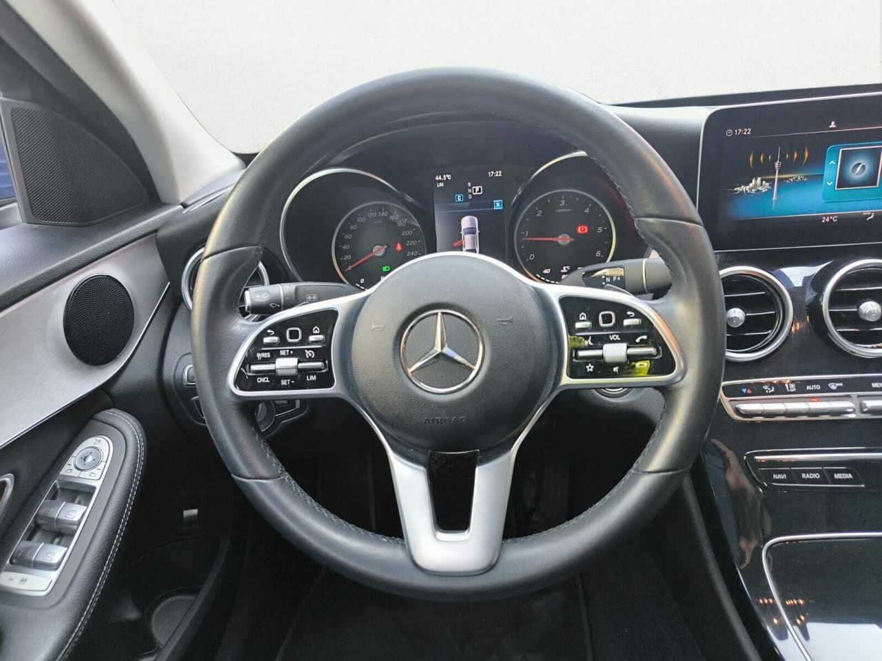 Mercedes Clase C 220 D AMG + PAQ VENTAJAS  - Foto 2