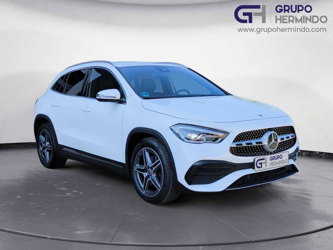 Mercedes GLA 200 D AMG LINE+PAQ ADVANTAGE+SMARTPHONE  - Foto 2