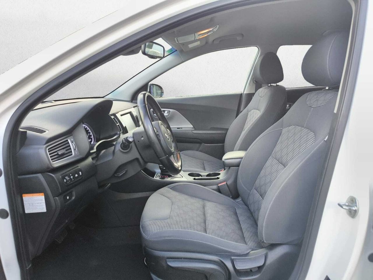 Kia Niro 1.6 GDI HIBRIDO DRIVE  - Foto 2