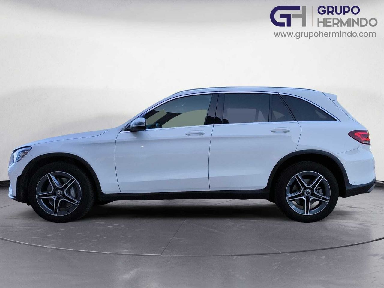 Mercedes GLC 220 D 4 MATIC AMG LINE  - Foto 2