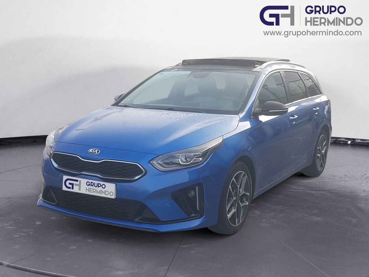 Kia Ceed 1.6 CRDI 136 CV GT LINE + PAQUETE TECHO PANORAMICO  - Foto 2