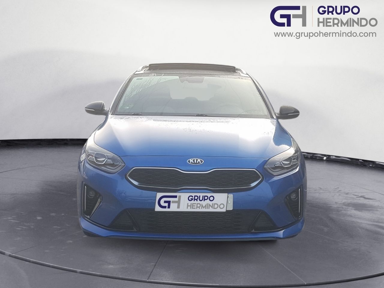 Kia Ceed 1.6 CRDI 136 CV GT LINE + PAQUETE TECHO PANORAMICO  - Foto 2