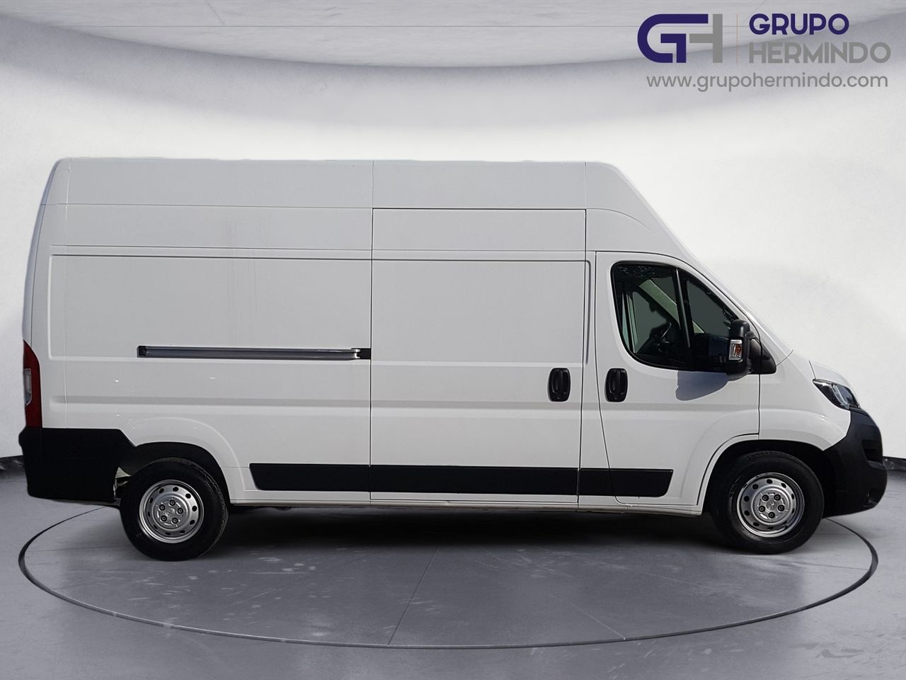 Peugeot Boxer 435 L3 H3 BLUE HDI 140 CV  - Foto 2