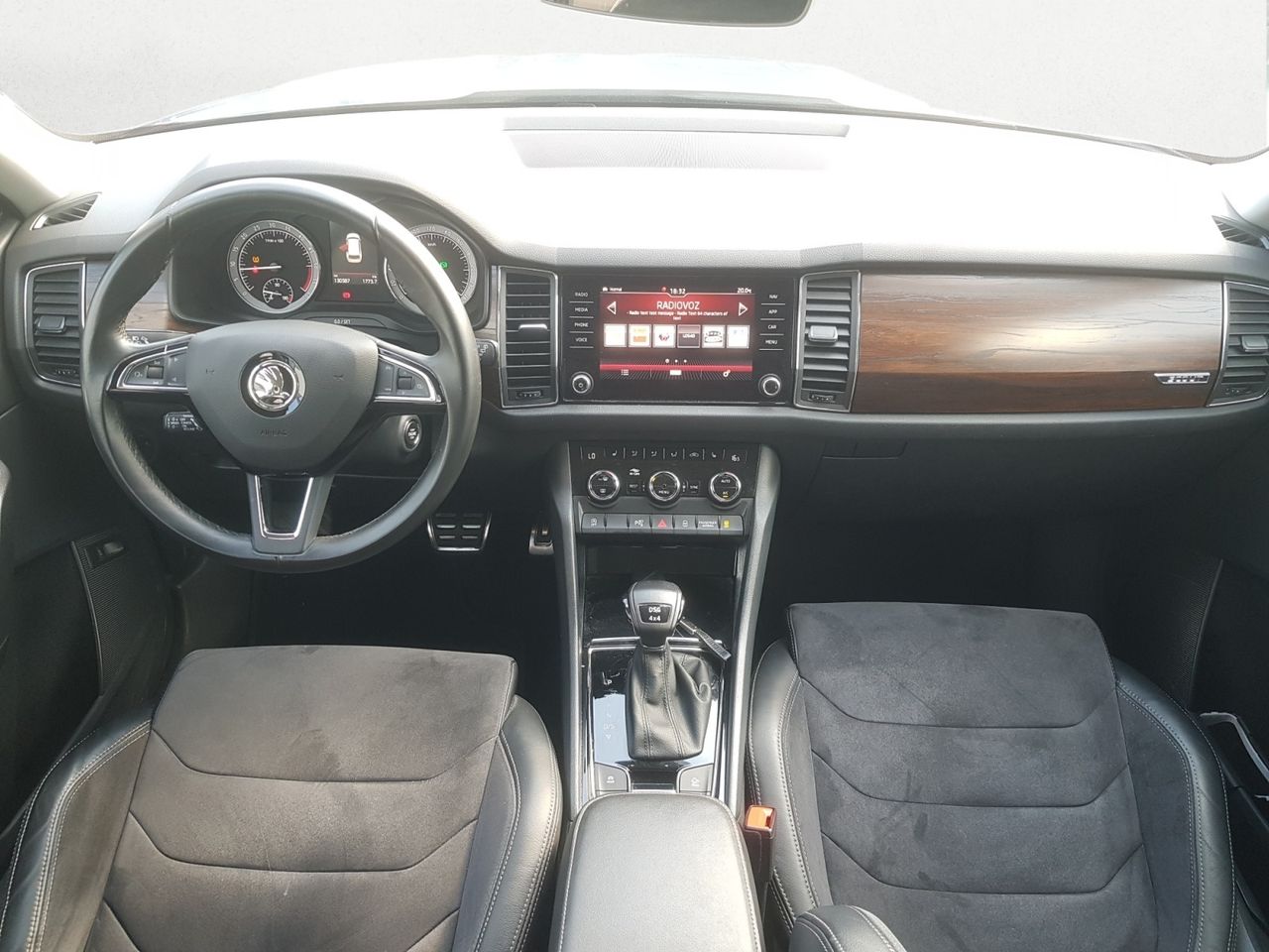 Skoda Kodiaq 2.0 TDI 190 CV DSG 4X4 SPORTLINE  - Foto 2