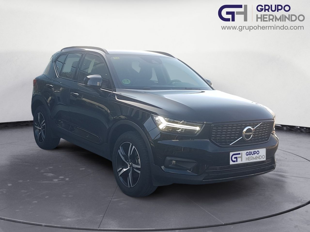 Volvo XC-40 1.5 T3 R DESIGN  - Foto 2