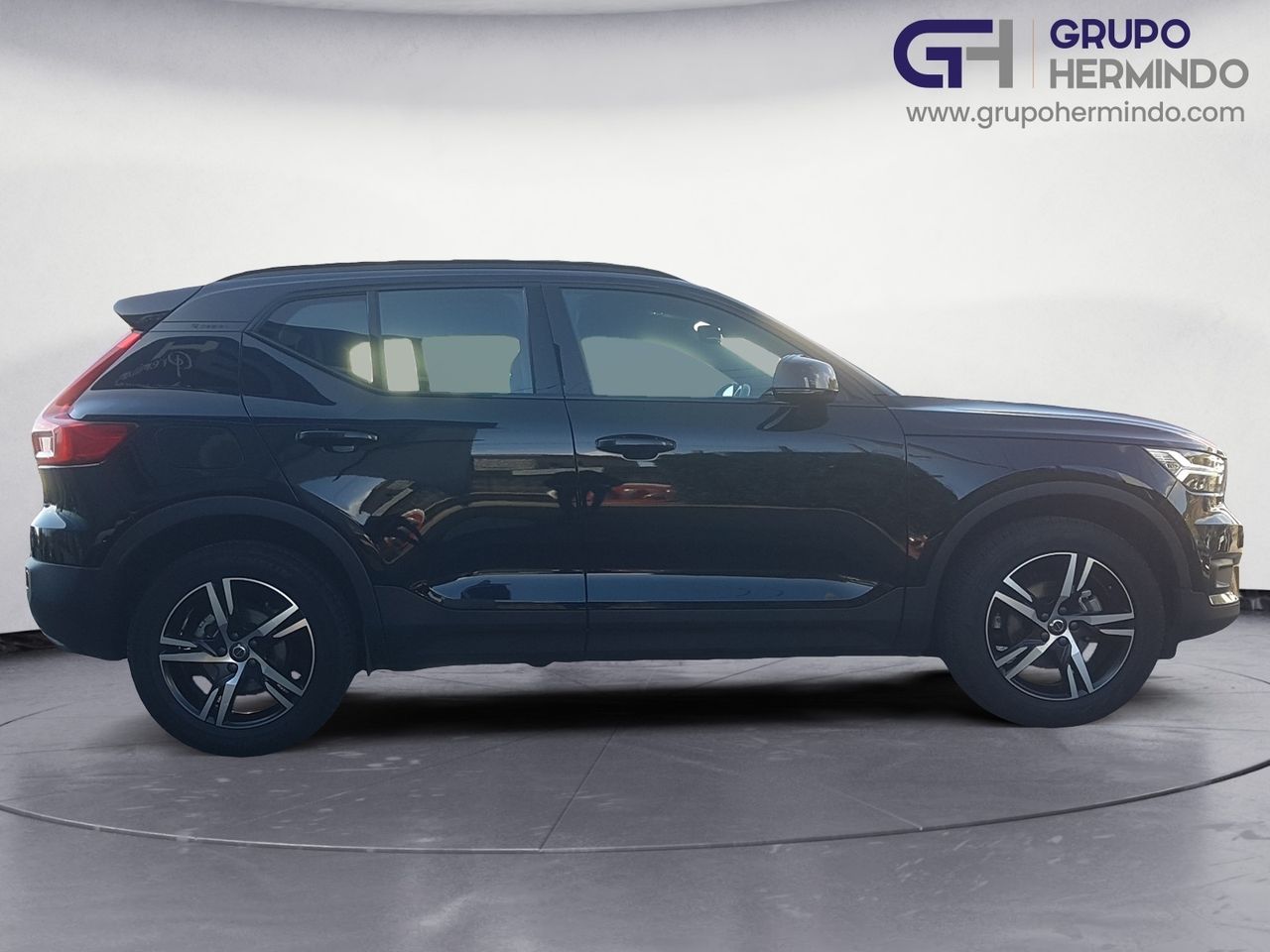 Volvo XC-40 1.5 T3 R DESIGN  - Foto 2