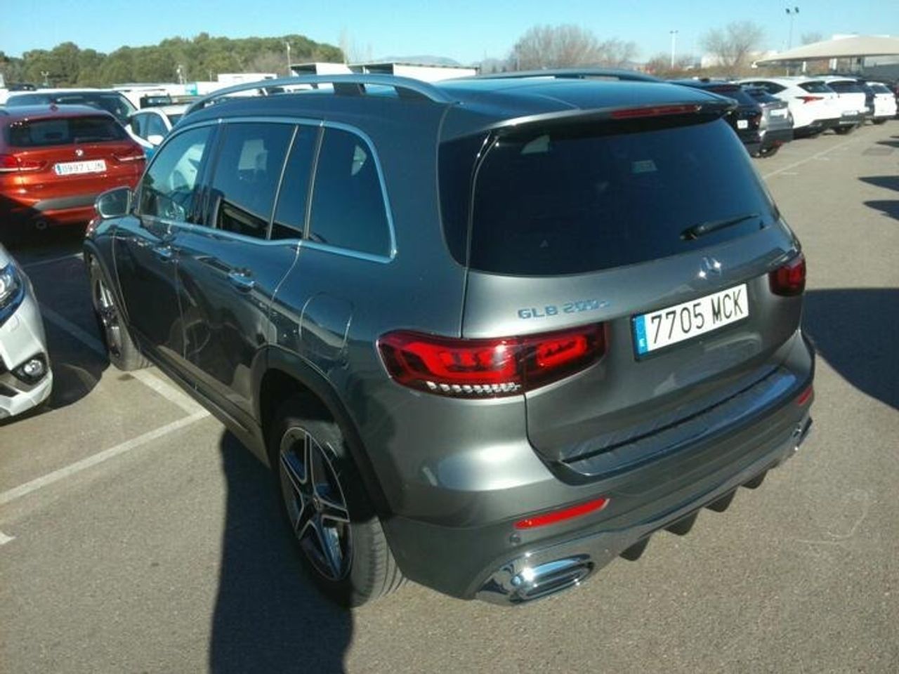 Mercedes GLB 200 D AMG LINE 7 PLAZAS + PAQ DE PRIMERA CALIDAD  - Foto 2