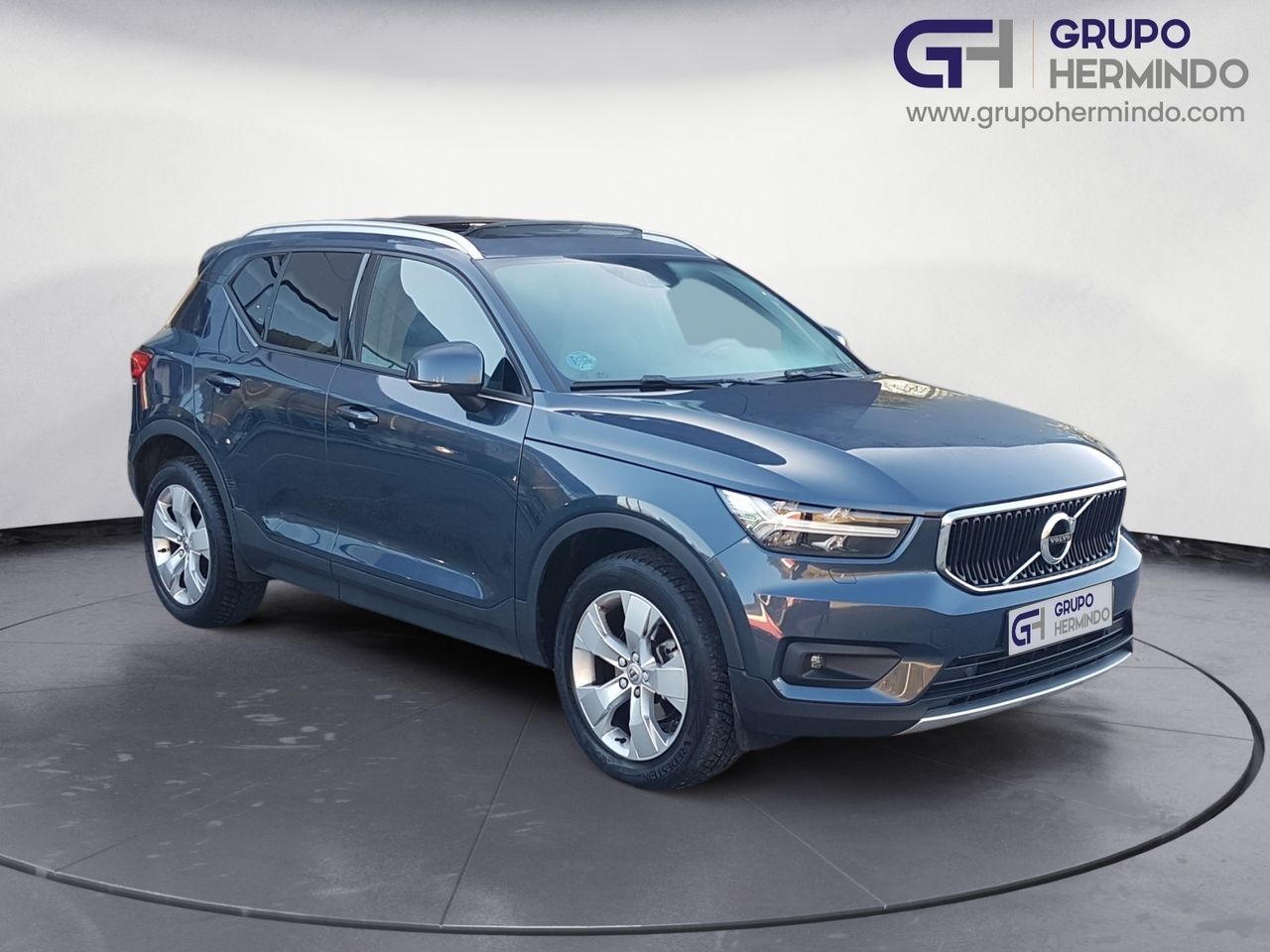 Volvo XC-40 T2 MOMENTUM PRO AUT+TECHO PANORAMICO  - Foto 2