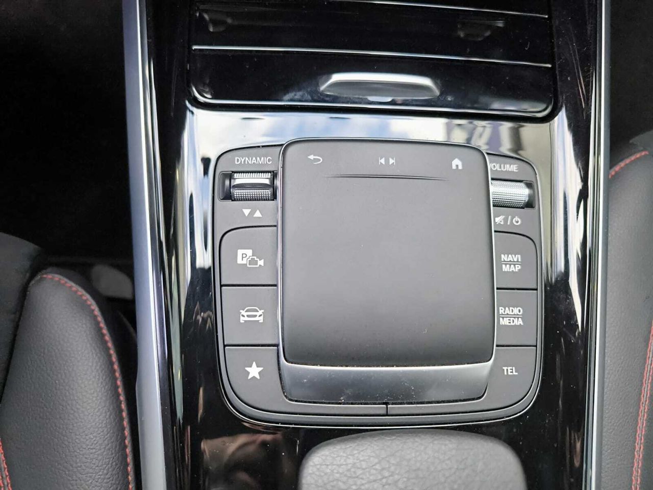 Mercedes GLB 200 D AMG LINE+PAQ ADVANTAGE+SMARTPHONE  - Foto 2