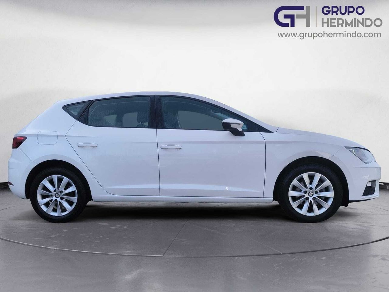 Seat Leon STYLE 1.6 TDI 115 CV  - Foto 2