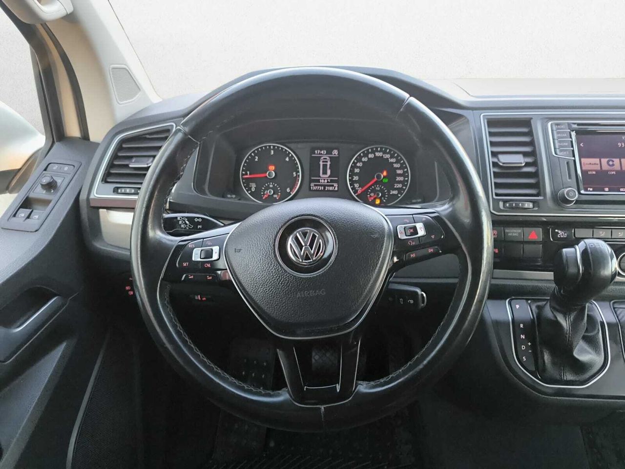 Volkswagen Multivan THE ORIGINAL CORTO 2.0 TDI BMT DSG 150 CV  - Foto 2