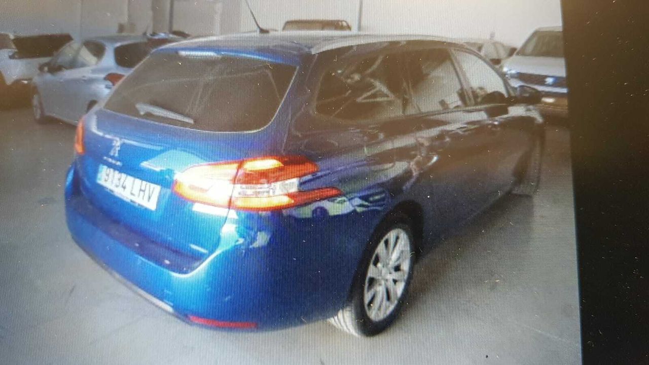 Peugeot 308 SW STYLE BLUE HDI 100 CV 6VEL  - Foto 2