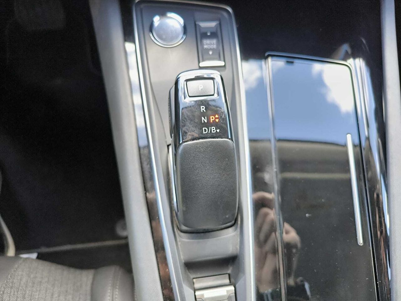 Peugeot 508 Hybrid SW ALLURE  225 e-EAT8  - Foto 2