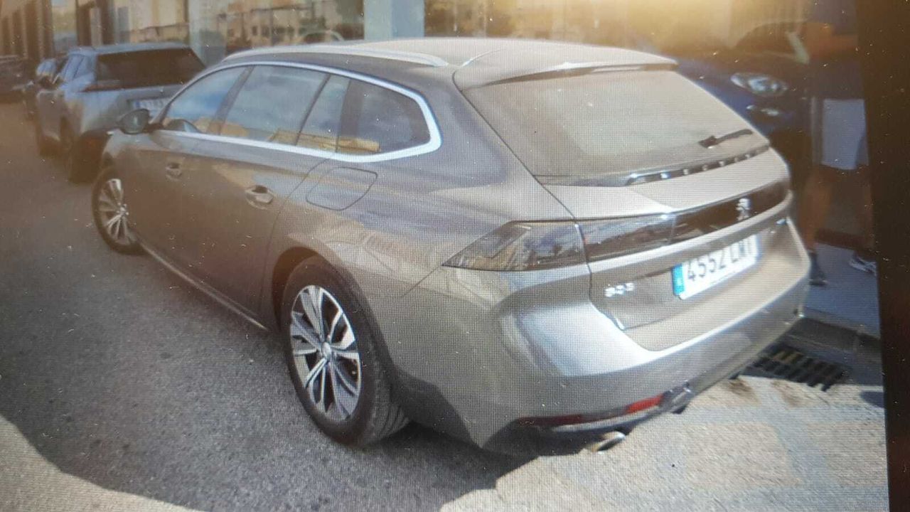 Peugeot 508 Hybrid SW ALLURE  225 e-EAT8  - Foto 2