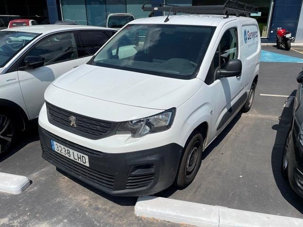 Peugeot Partner PRO STANDARD 600 KG BLUE HDI 100 CV  - Foto 2