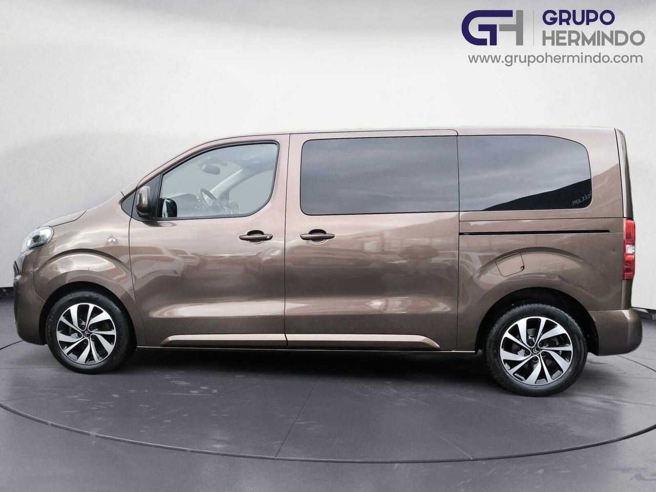 Citroën Spacetourer TALLA M FEEL LLANTA 17