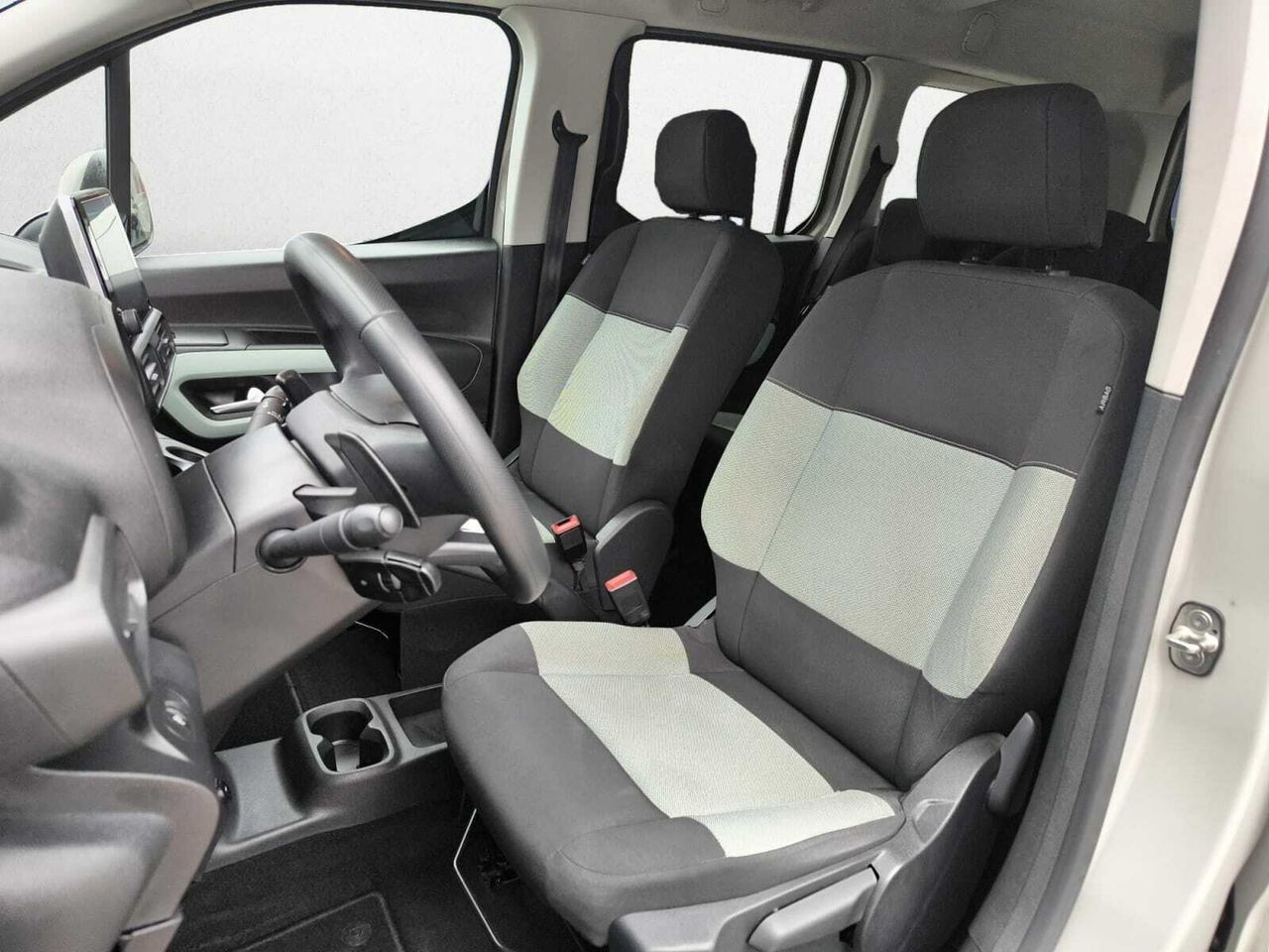 Citroën Berlingo TALLA XL BLUE HDI 130 CV EAT8 FEEL  - Foto 2