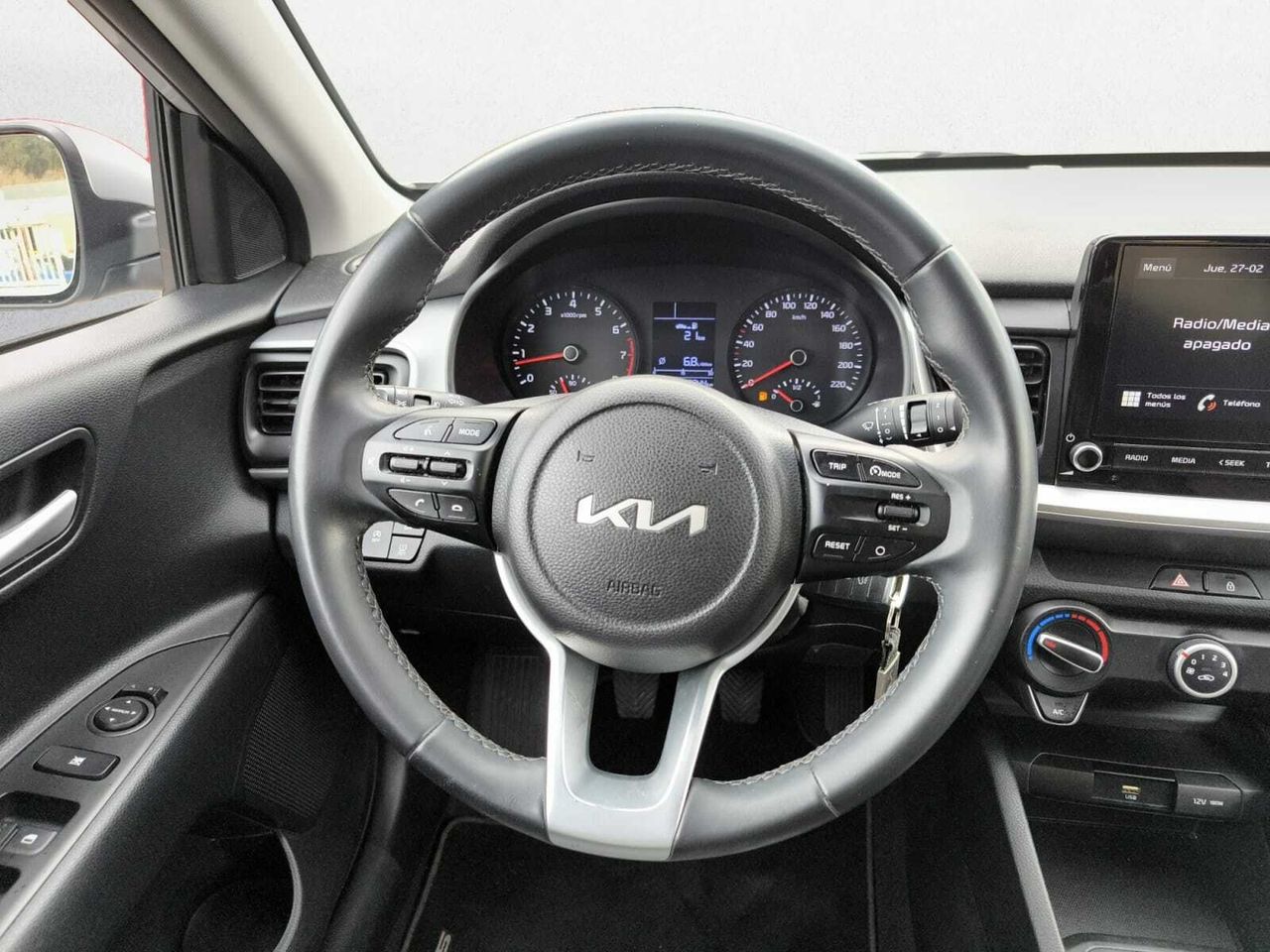 Kia Stonic 1.2 DPI 84 CV CONCEPT  - Foto 2