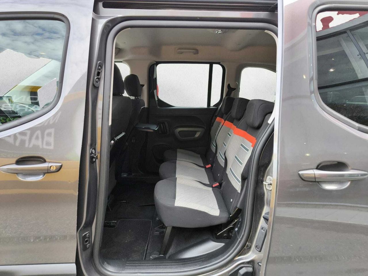 Citroën Berlingo TALLA M BLUE HDI 100 CV SHINE  - Foto 2