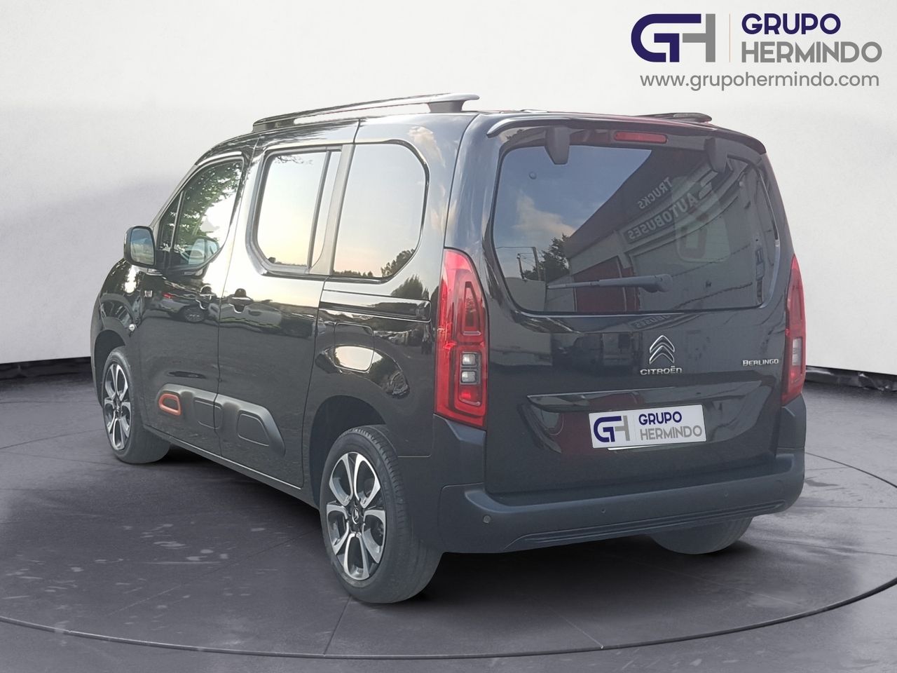 Citroën Berlingo TALLA M BLUE HDI 130 CV SHINE + TECHO PANORAMICO  - Foto 2