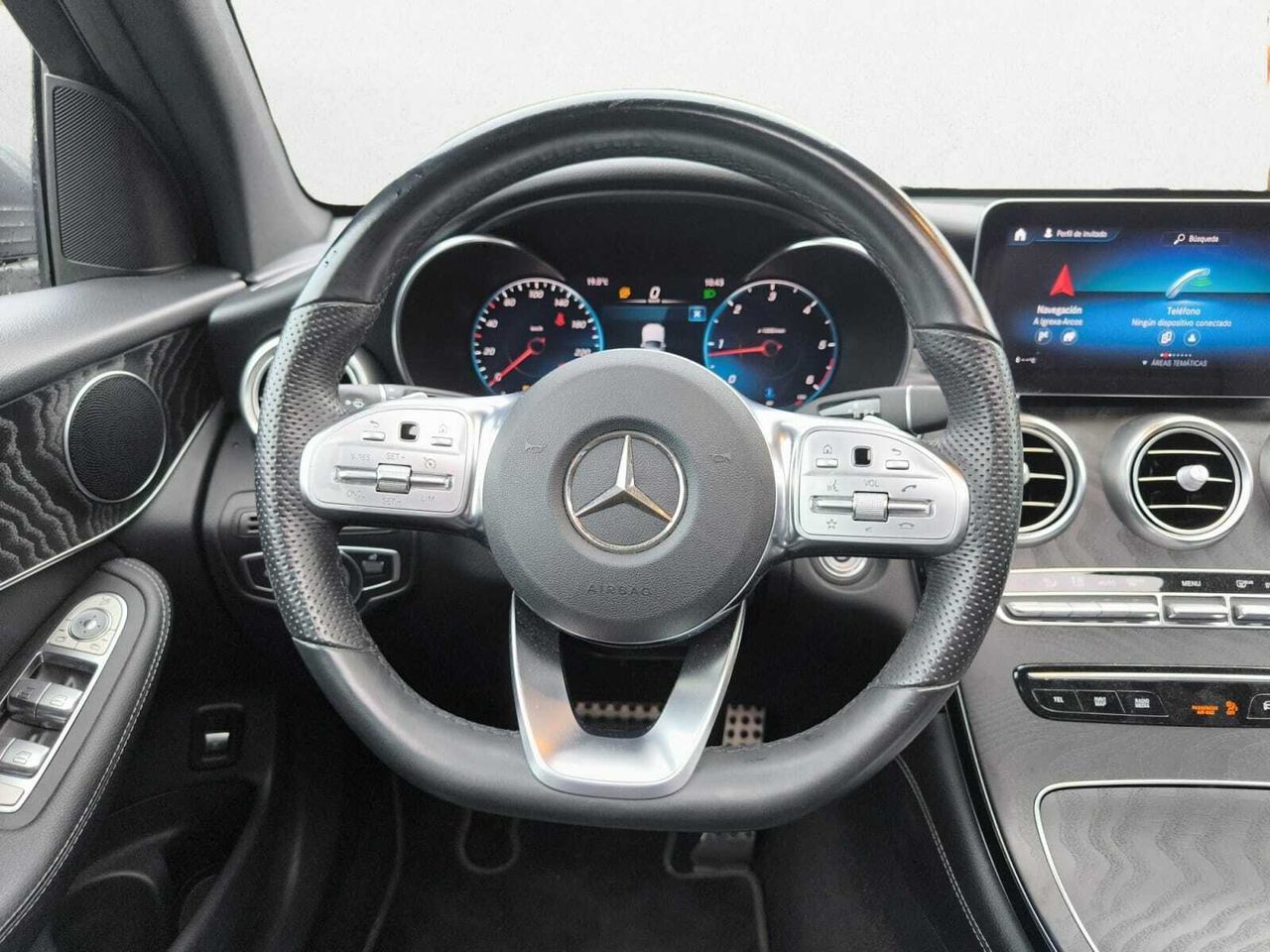 Mercedes GLC 200 D 4 MATIC AMG LINE + TECHO PANORAMICO+PAQ VENTAJA  - Foto 2