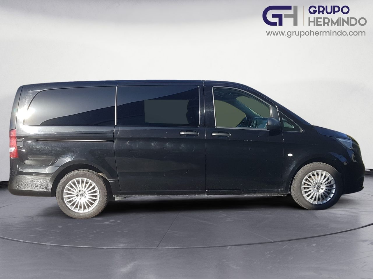 Mercedes Vito 114 CDI TOURER PRO LARGA 7G 9 PLAZAS  - Foto 2