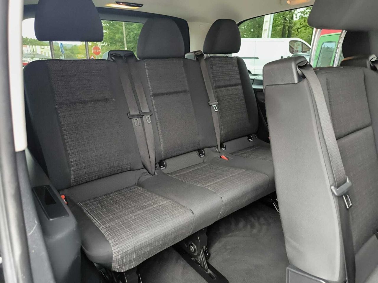 Mercedes Vito 116 CDI 163 CV AUT TOURER 9 PLAZAS  - Foto 2