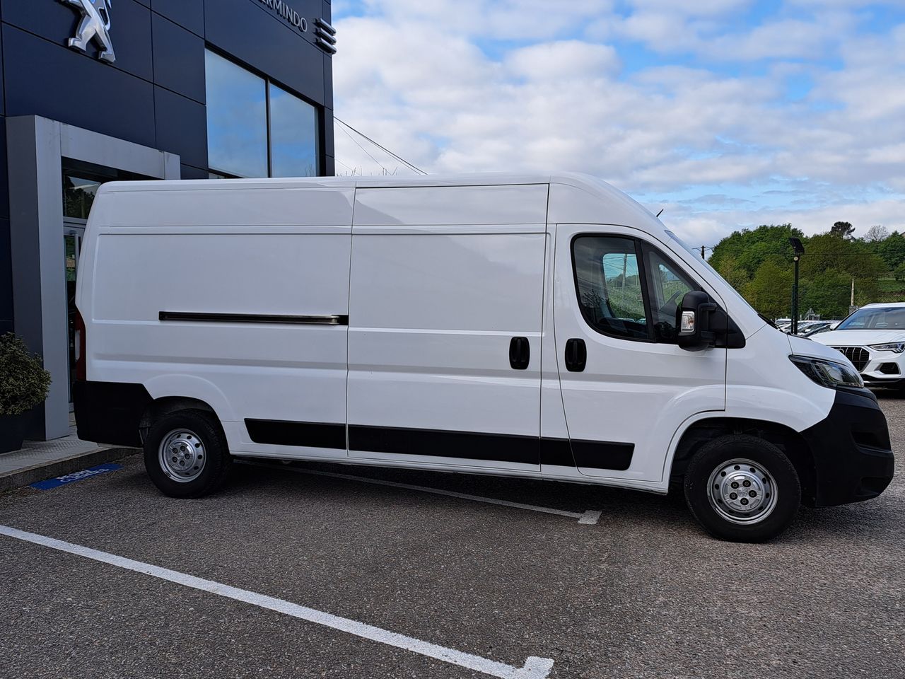 Peugeot Boxer FG 335 L3 H2 BLUE HDI 140 CV 6 VEL  - Foto 2