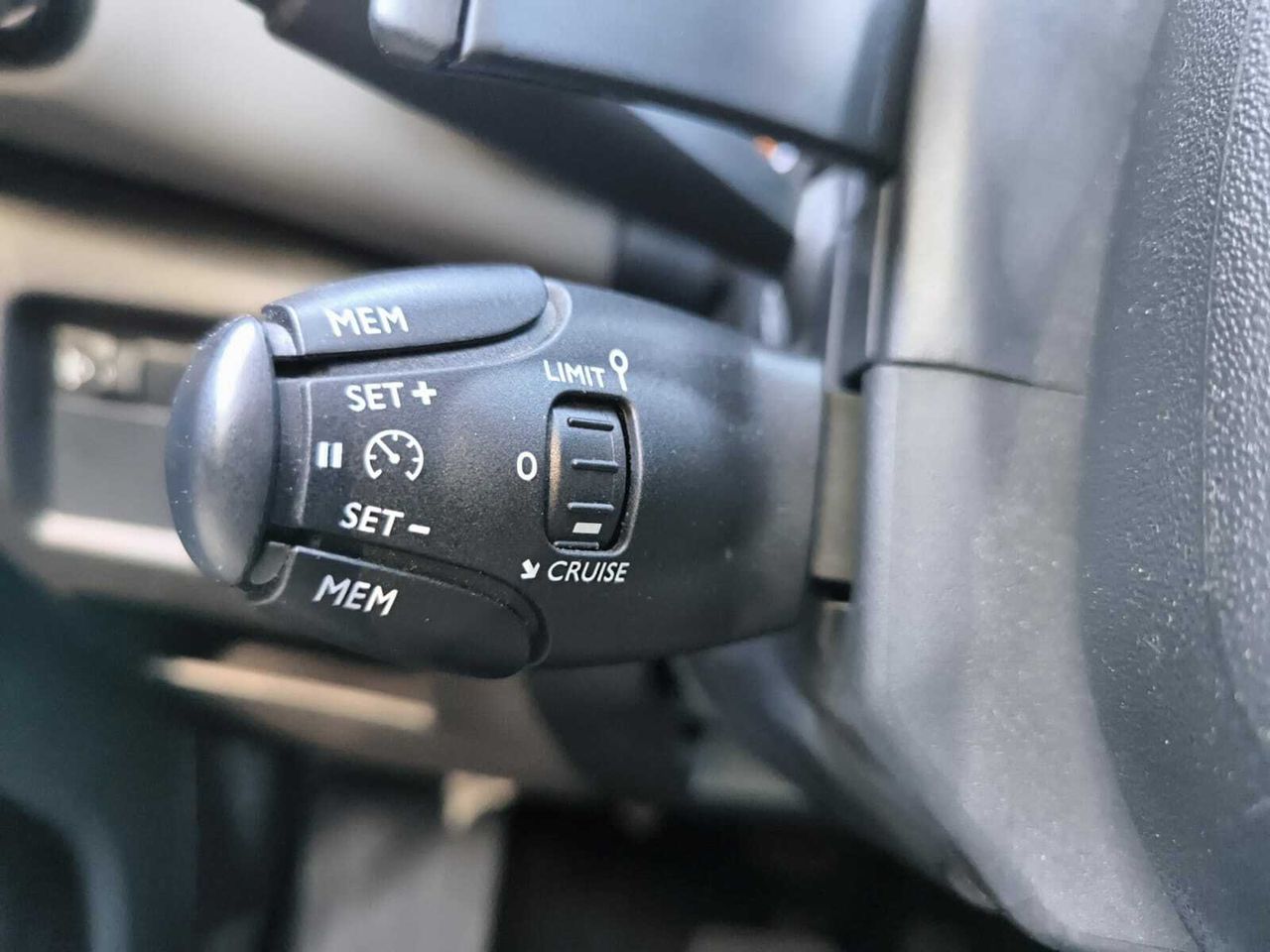 Citroën C5 Aircross FEEL BLUE HDI 130 CV EAT8  - Foto 2