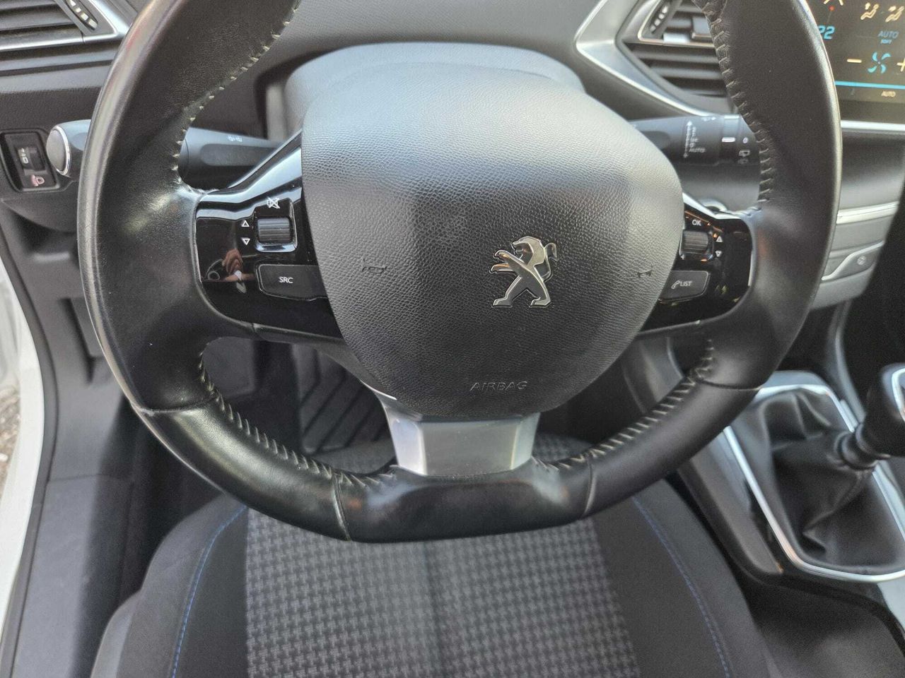 Peugeot 308 STYLE BLUE HDI 100 CV  - Foto 2