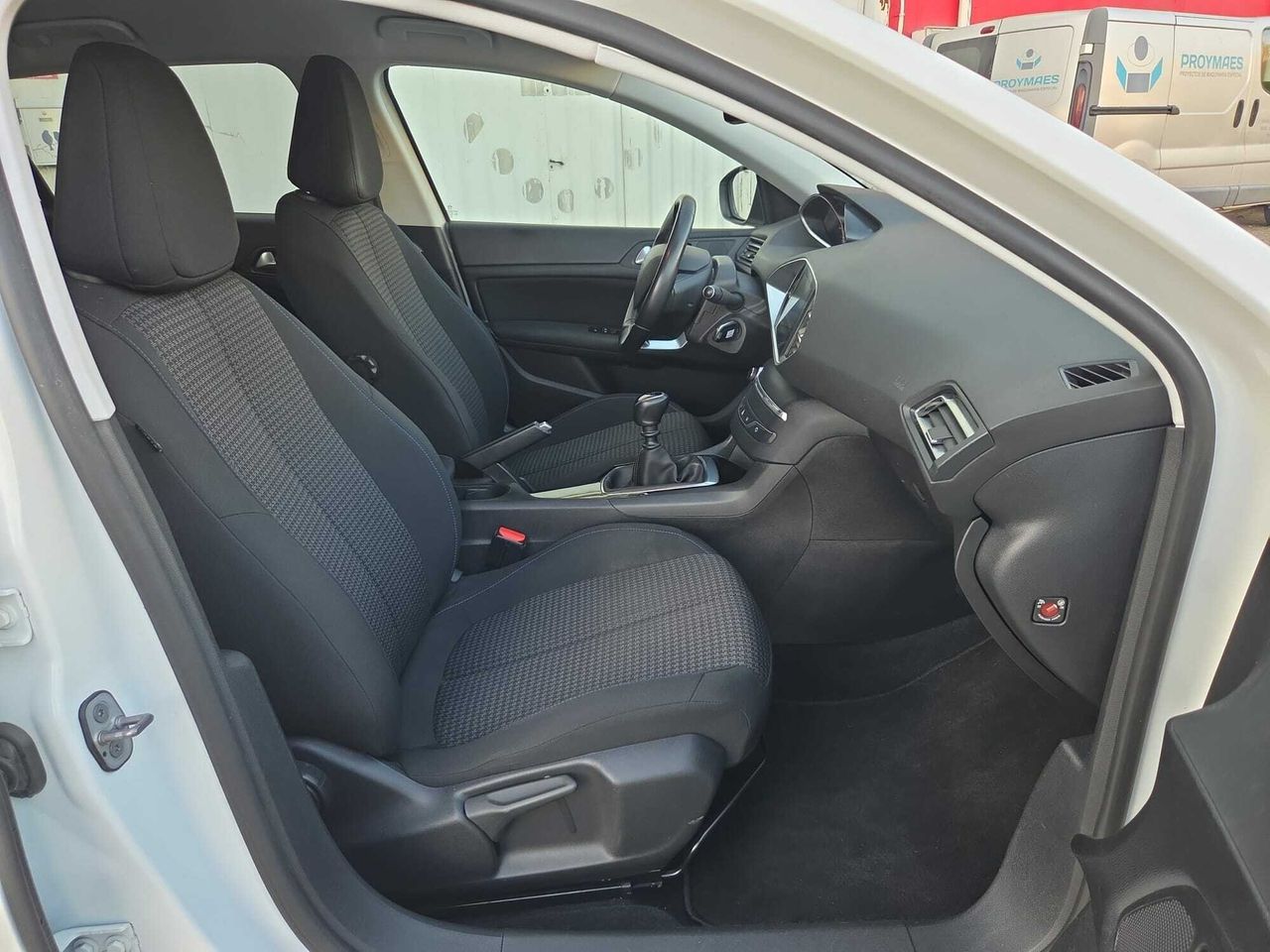 Peugeot 308 STYLE BLUE HDI 100 CV  - Foto 2