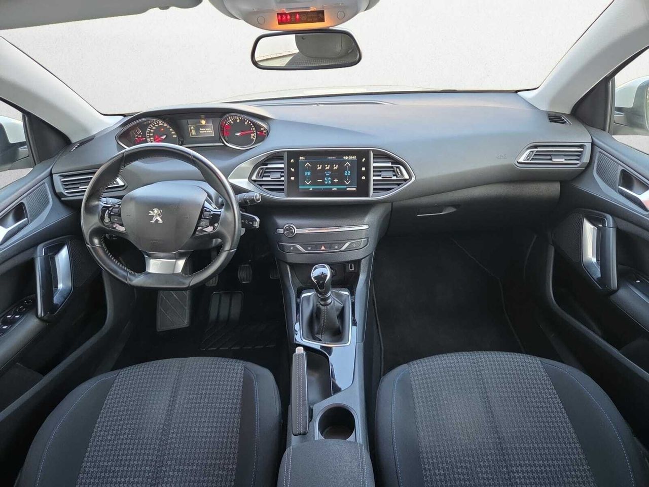Peugeot 308 STYLE BLUE HDI 100 CV  - Foto 2