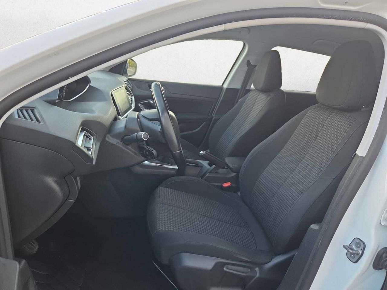 Peugeot 308 STYLE BLUE HDI 100 CV  - Foto 2