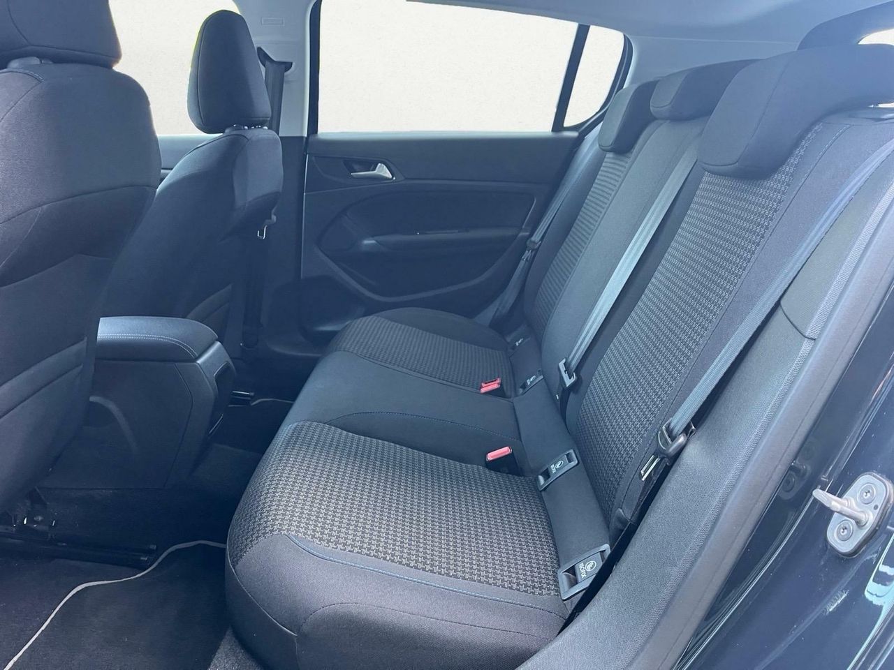 Peugeot 308 STYLE BLUE HDI 130 CV   - Foto 2