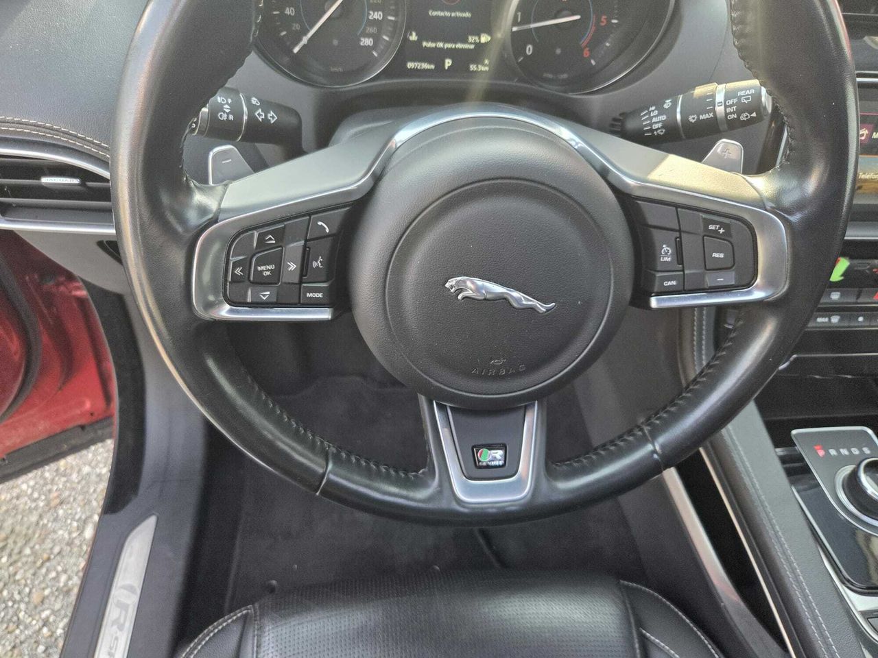 Jaguar F-Pace 2.0 L ID4 SPORT AWD AUTO 240 CV  - Foto 2