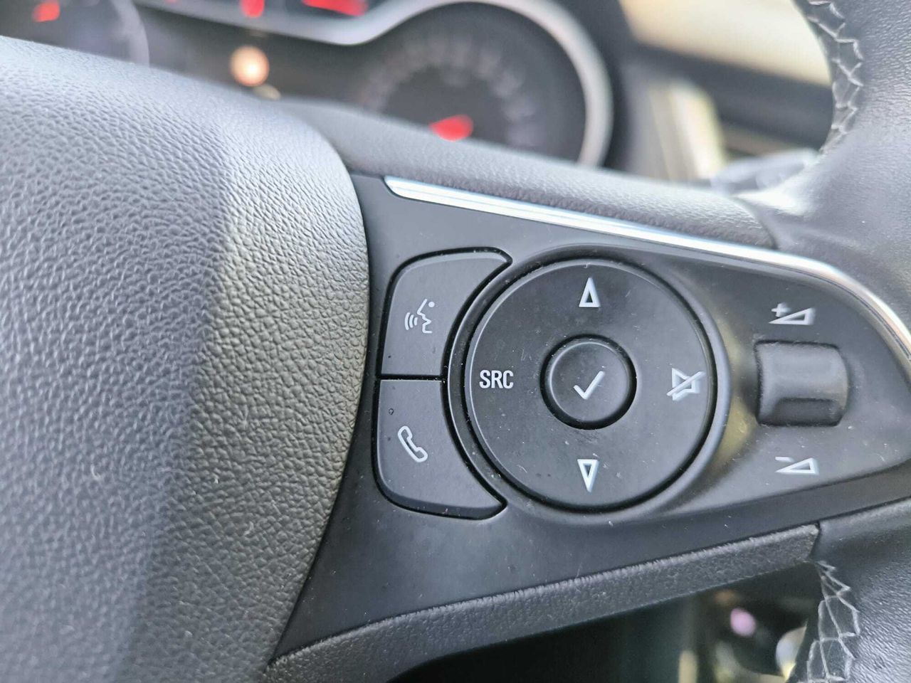 Opel Grandland X 1.2 TURBO EDITION  - Foto 2