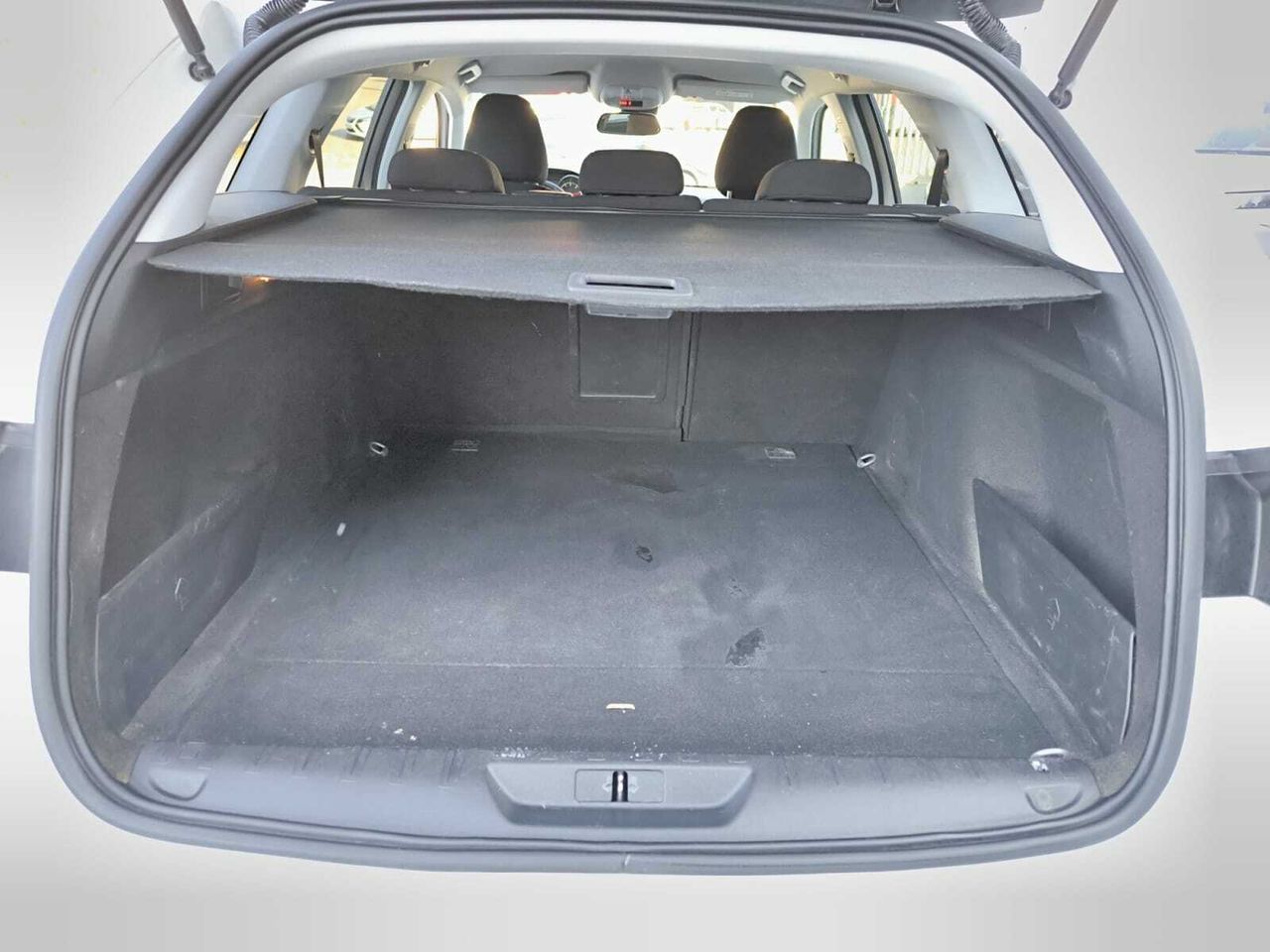 Peugeot 308 SW STYLE BLUE HDI 130 CV  - Foto 2