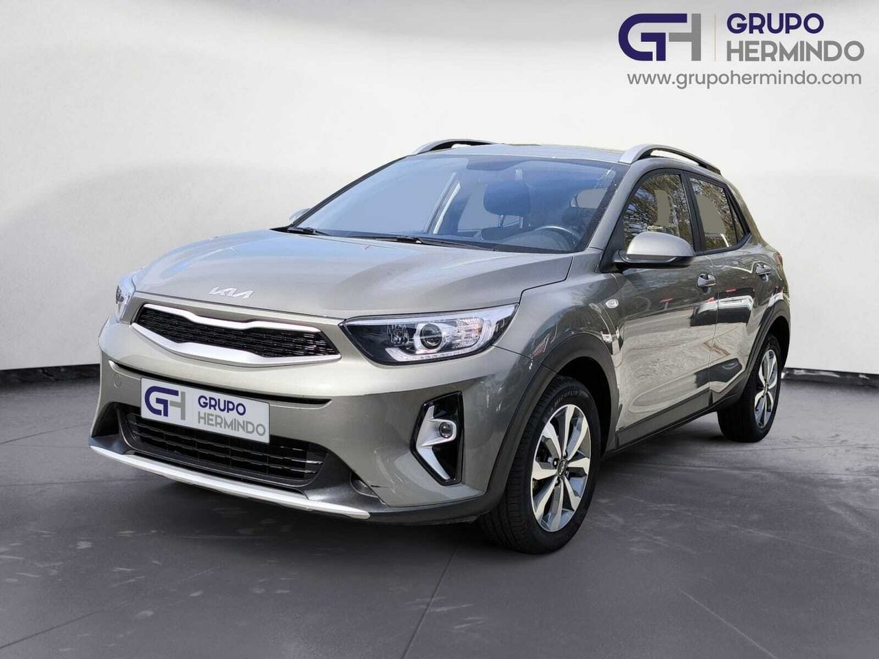 Pais  de segunda mano - kia stonic 2023 /