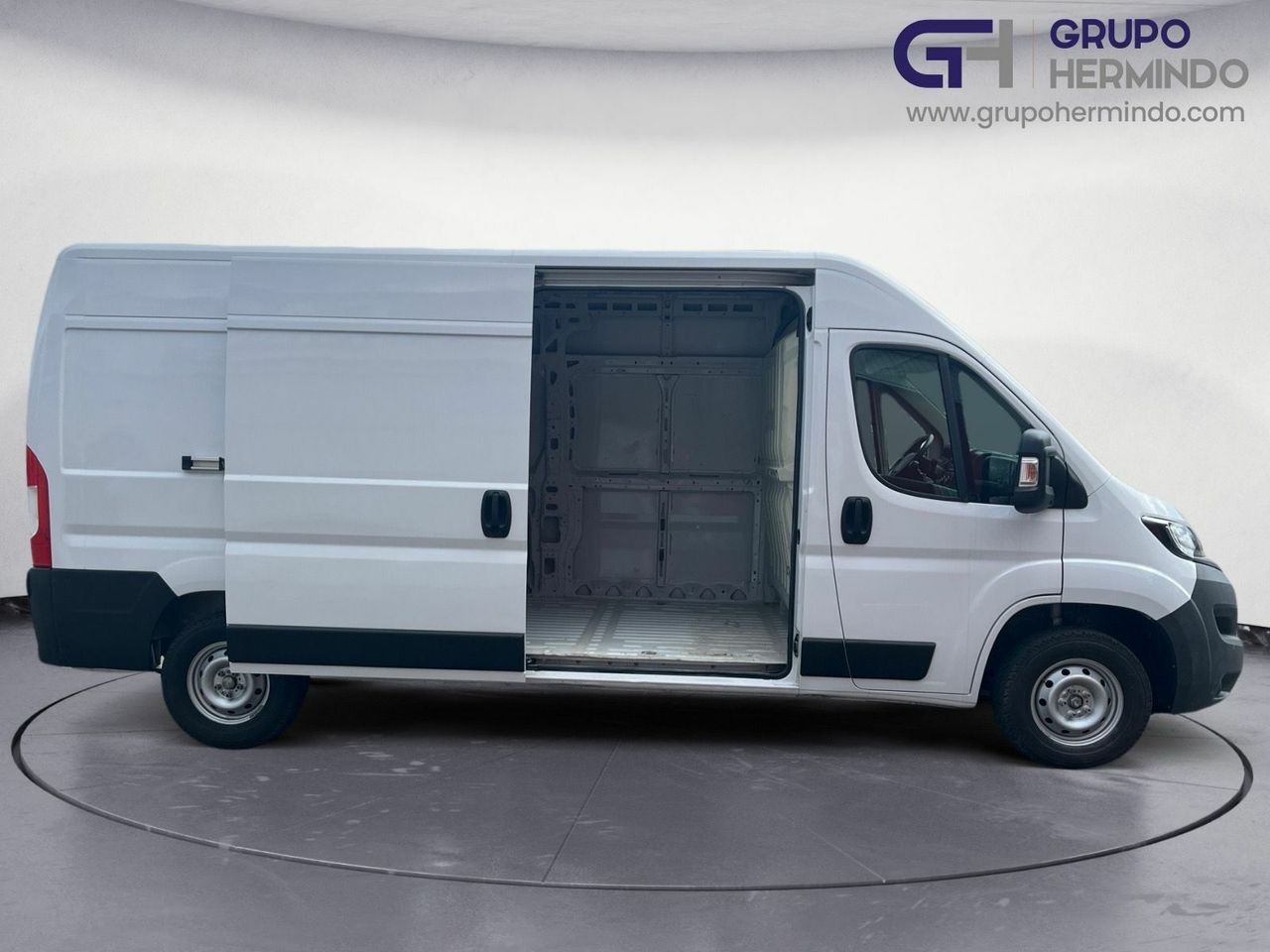 Peugeot Boxer FG 335 L3 H2 BLUE HDI 140 CV 6 VEL  - Foto 2