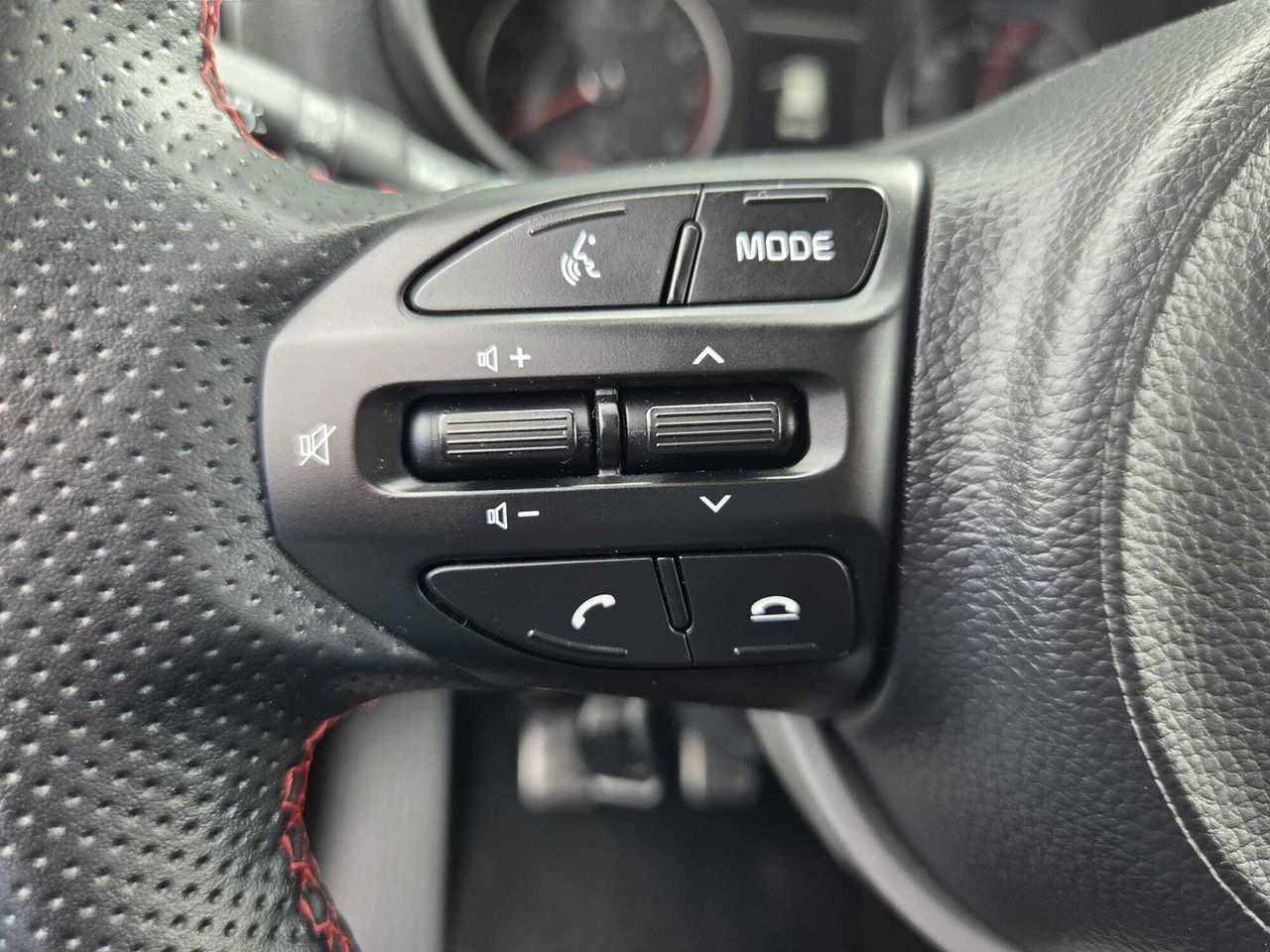 Kia Picanto 1.2 DPI 84 CV GT LINE  - Foto 2